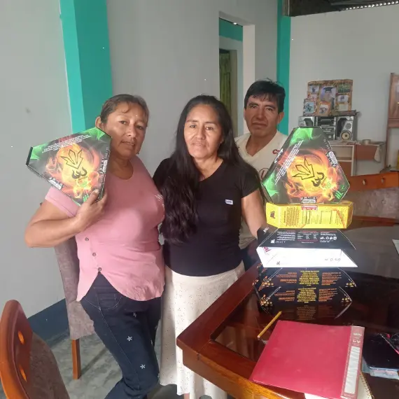 Clienta recibe Colágeno AVI