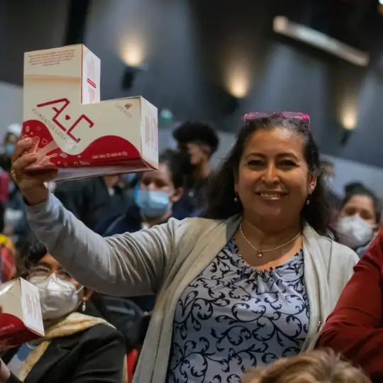 cliente-batido-alc-legacy-peru-7 AL-C (12 Sticks) - El Mejor Batido Nutricional con Tarwi, Maca y Vitaminas